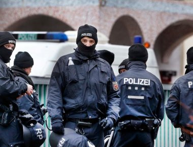 Γερμανία: Σχεδιαζόταν πεδίο «μάχης» ενόψει G20- Οι αρχές κατάσχεσαν ρόπαλα,μαχαίρια και εκρηκτικούς μηχανισμούς